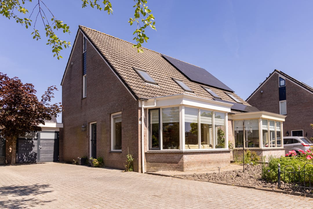 Photo 7 of De Weed 19