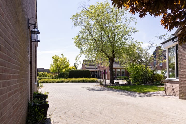 Photo 8 of De Weed 19