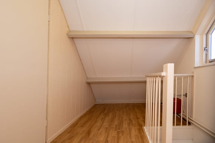 Photo 33 of De Weed 19