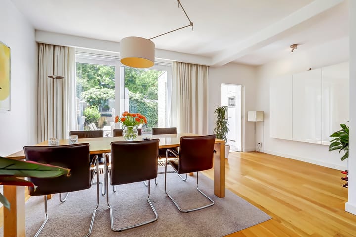 Photo 6 of Graaf Hendrik van den Bergstraat 45