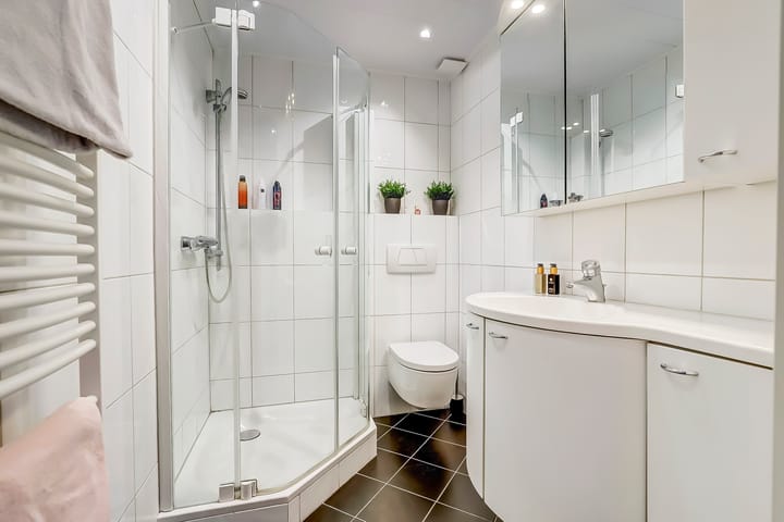 Photo 15 of Graaf Hendrik van den Bergstraat 45