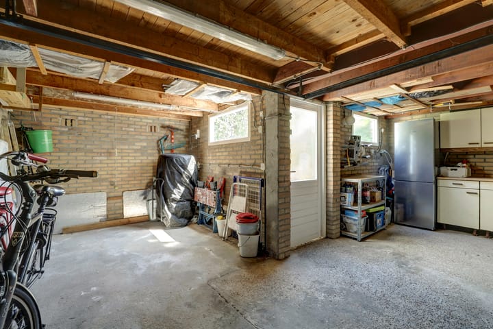 Photo 19 of Graaf Hendrik van den Bergstraat 45