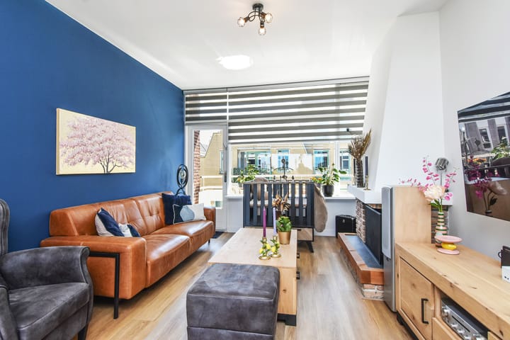 Foto 2 van Damplein 5