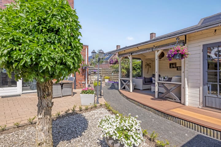 Foto 31 van Sonsvelthof 9