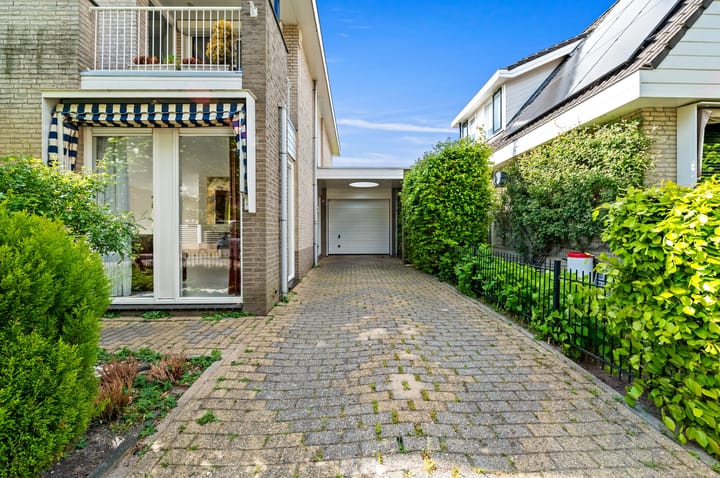 Foto 6 van Van Velzenstraat 9