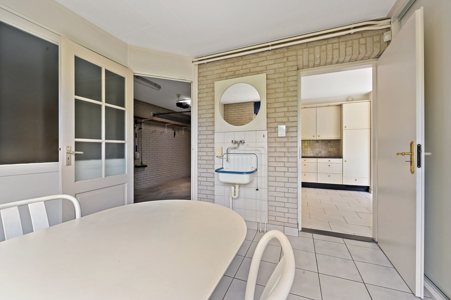 Foto 20 van Van Velzenstraat 9