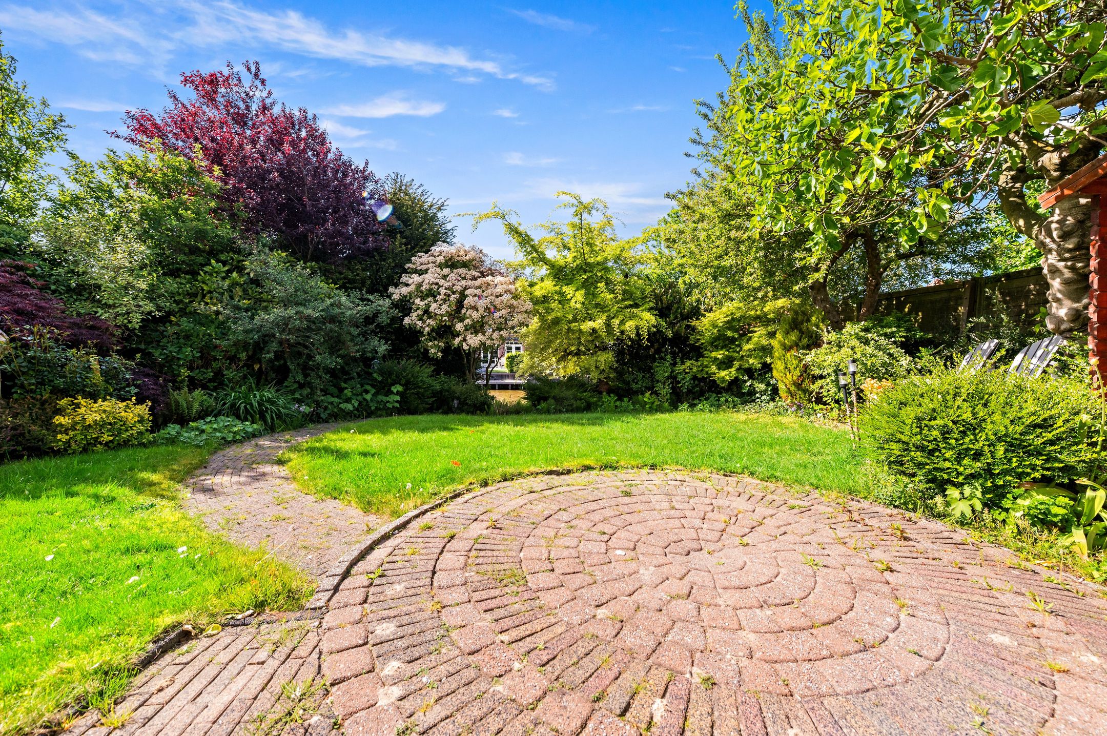 Foto 21 van Van Velzenstraat 9