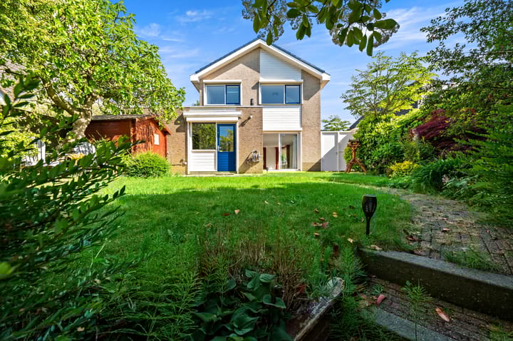 Foto 27 van Van Velzenstraat 9