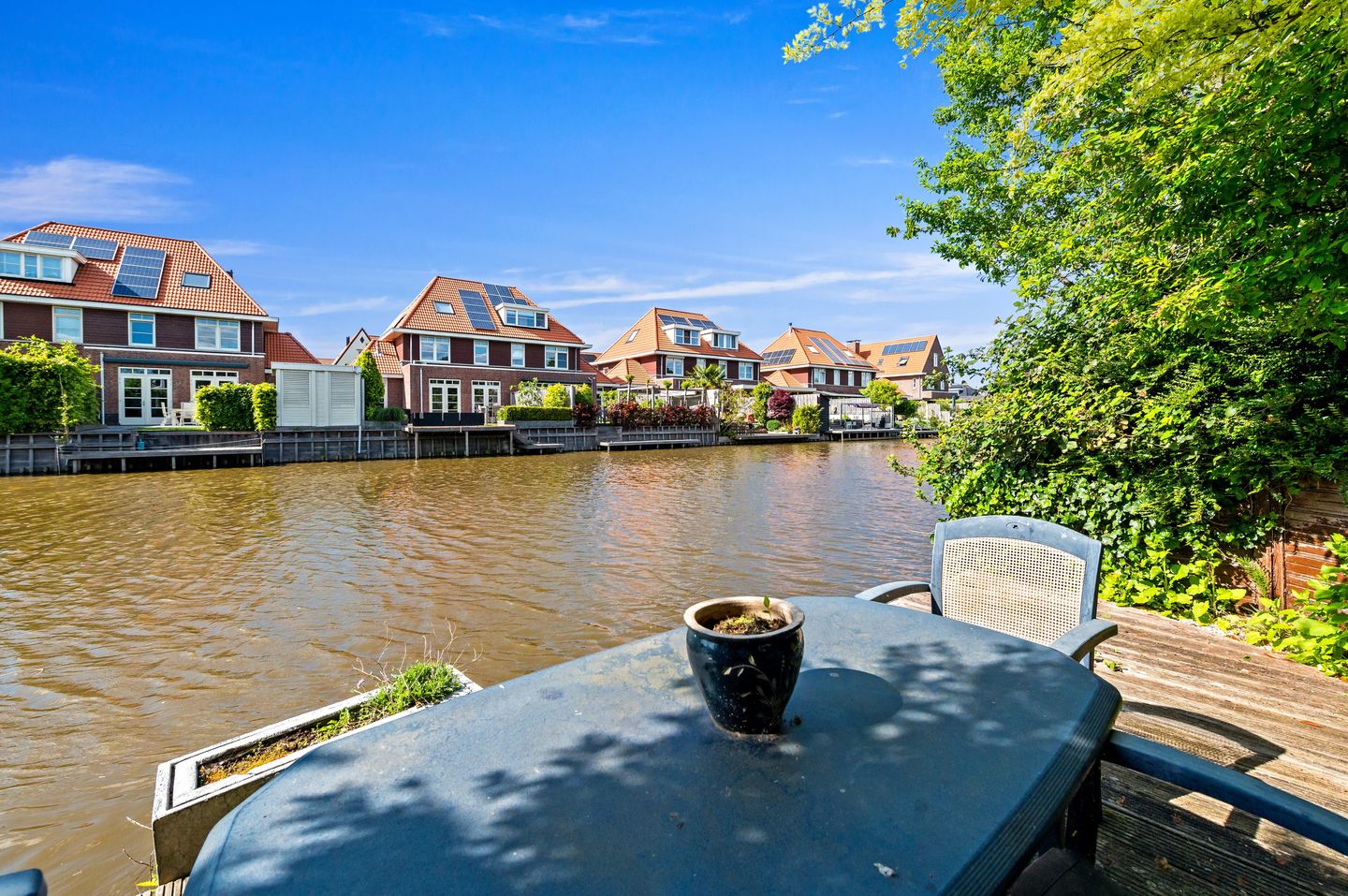 Foto 29 van Van Velzenstraat 9