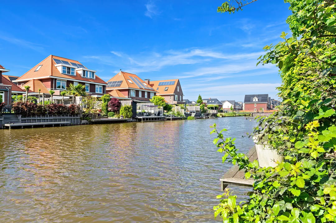 Foto 31 van Van Velzenstraat 9