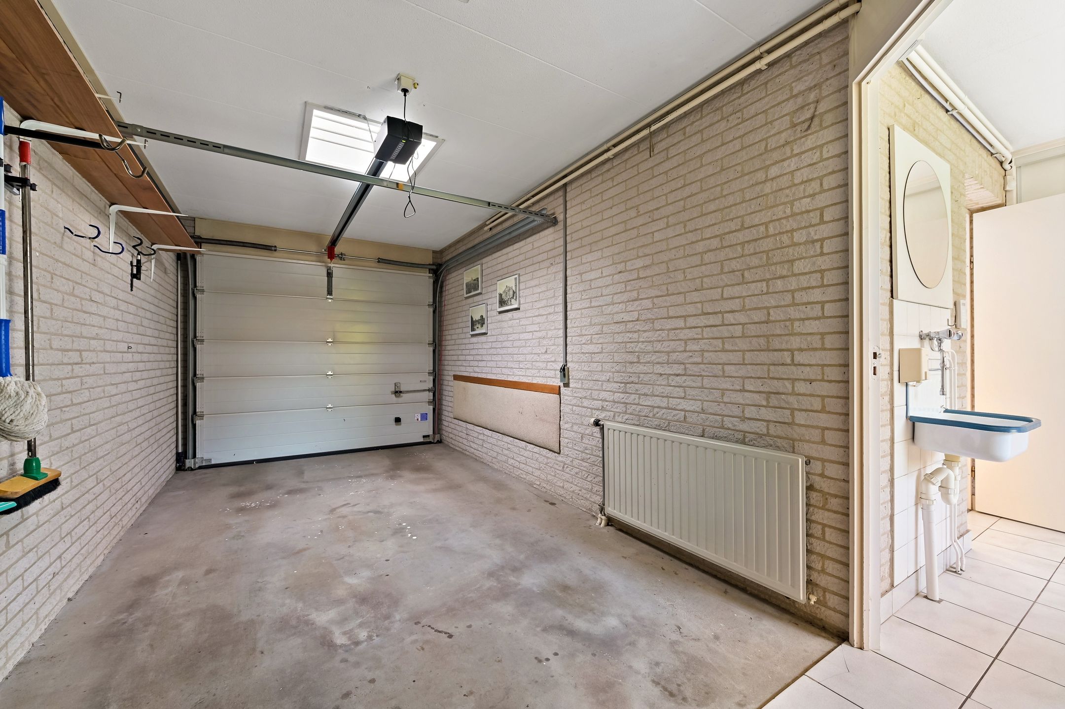 Foto 33 van Van Velzenstraat 9