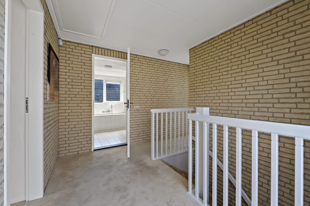 Foto 46 van Van Velzenstraat 9