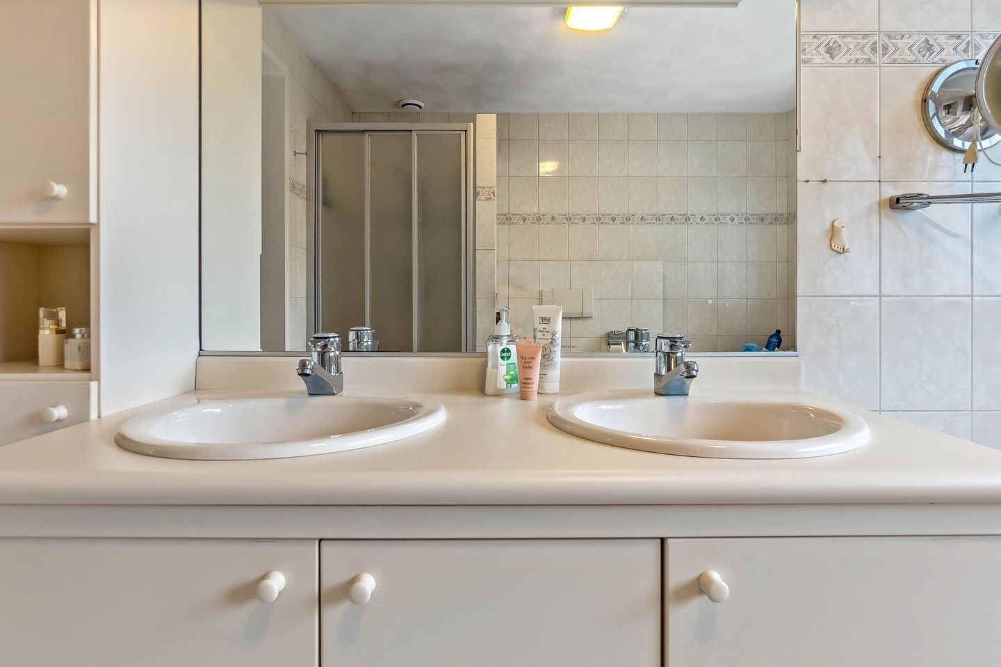 Foto 49 van Van Velzenstraat 9