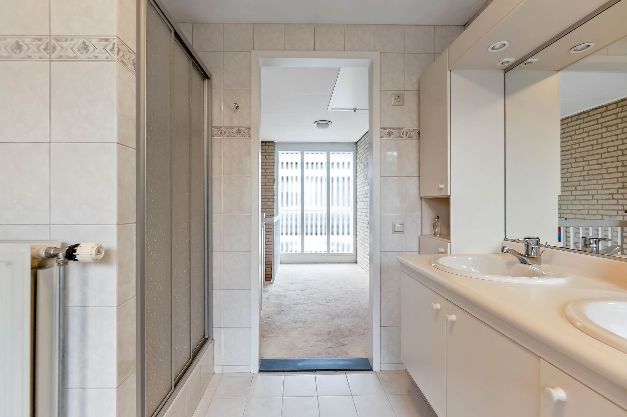 Foto 51 van Van Velzenstraat 9