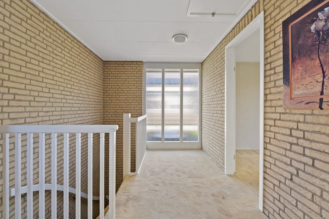 Foto 52 van Van Velzenstraat 9