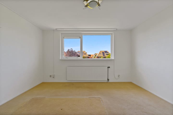 Foto 57 van Van Velzenstraat 9