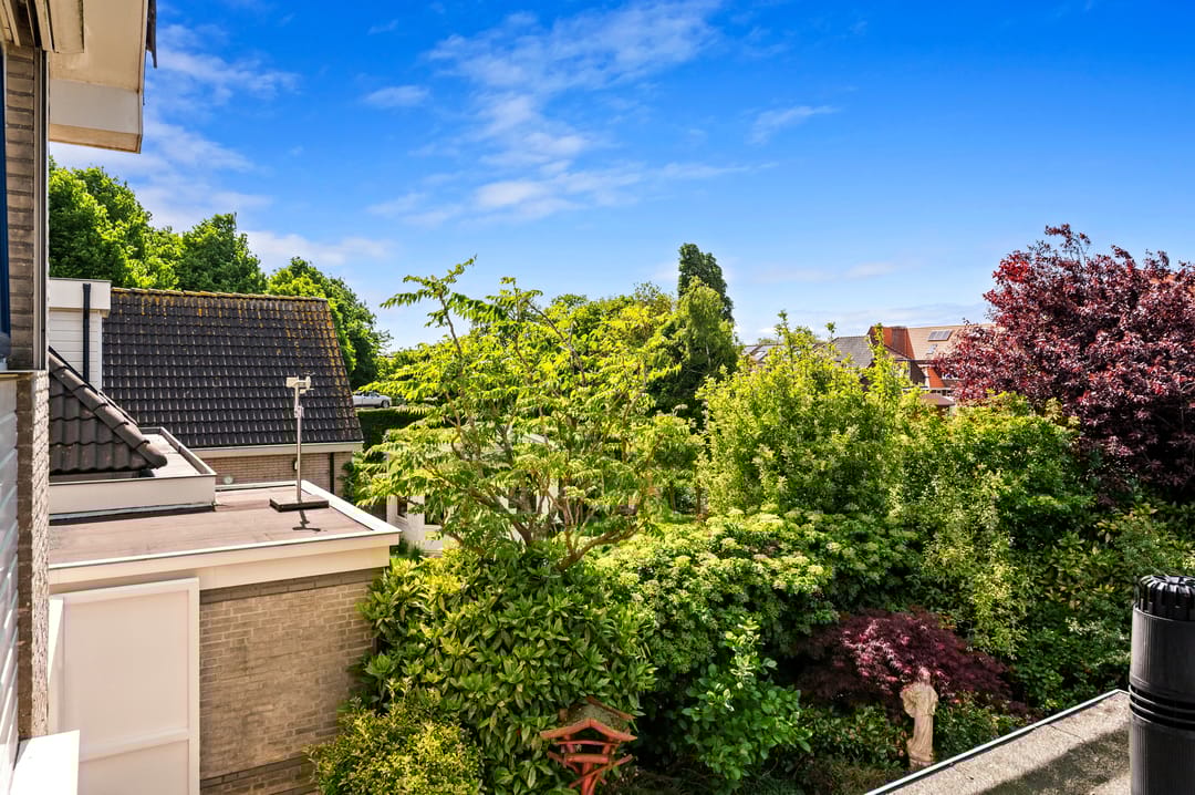 Foto 58 van Van Velzenstraat 9