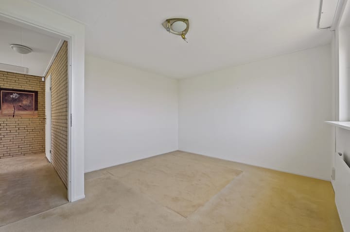 Foto 60 van Van Velzenstraat 9