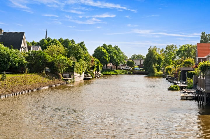 Foto 75 van Van Velzenstraat 9