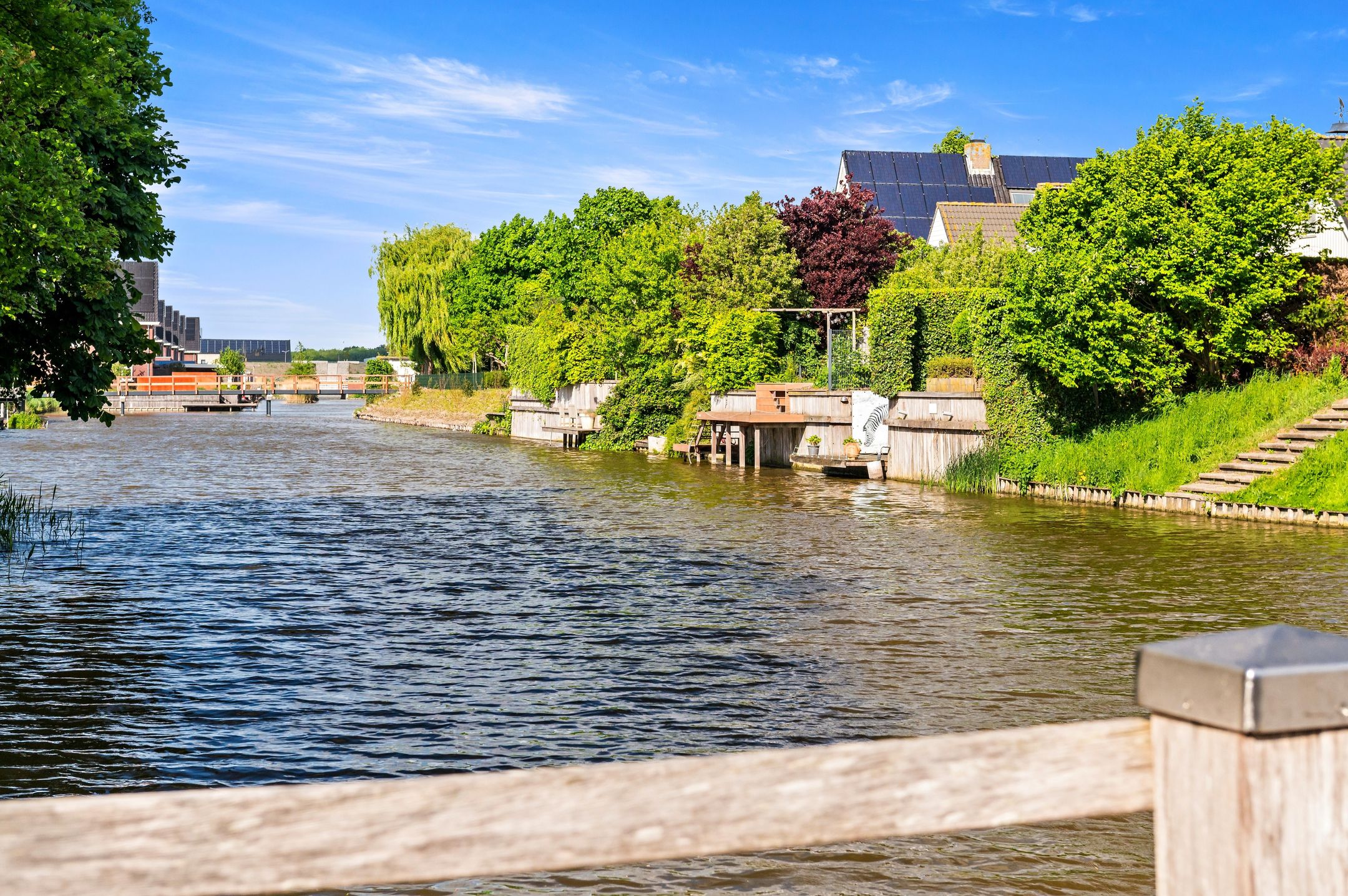 Foto 78 van Van Velzenstraat 9