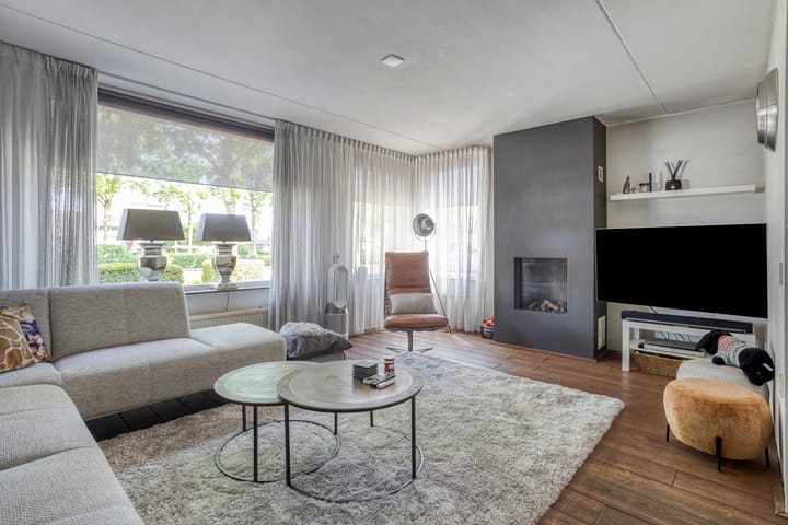 Photo 3 of Traverse 166