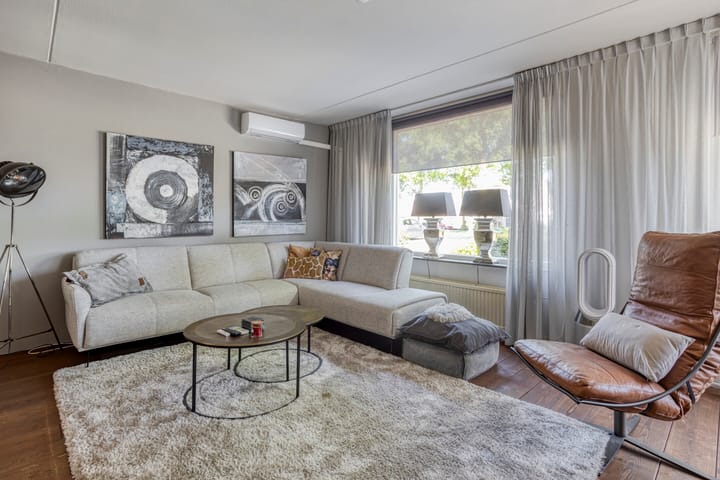 Photo 5 of Traverse 166