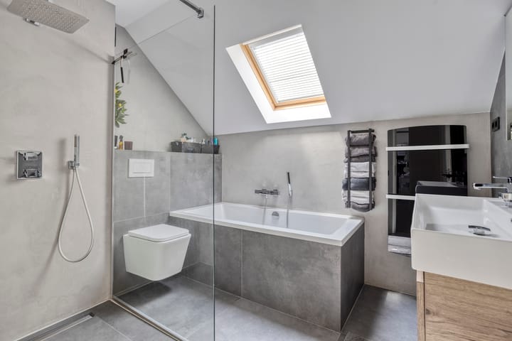 Photo 17 of Traverse 166