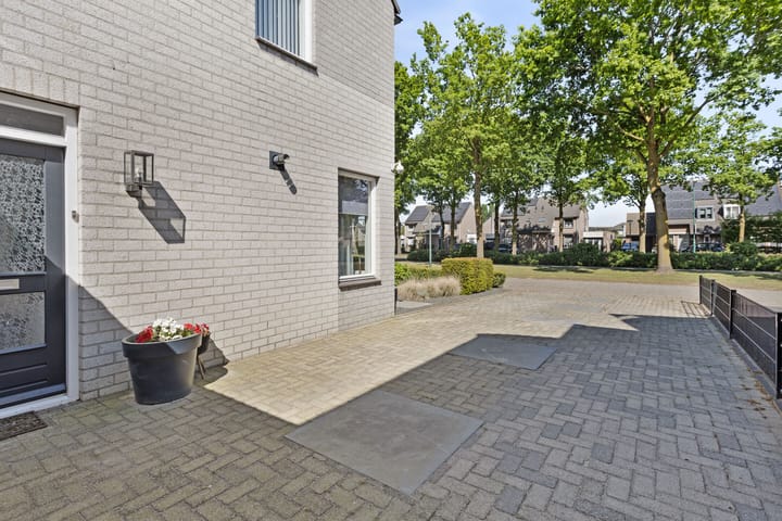 Photo 29 of Traverse 166