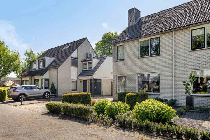 Photo 30 of Traverse 166