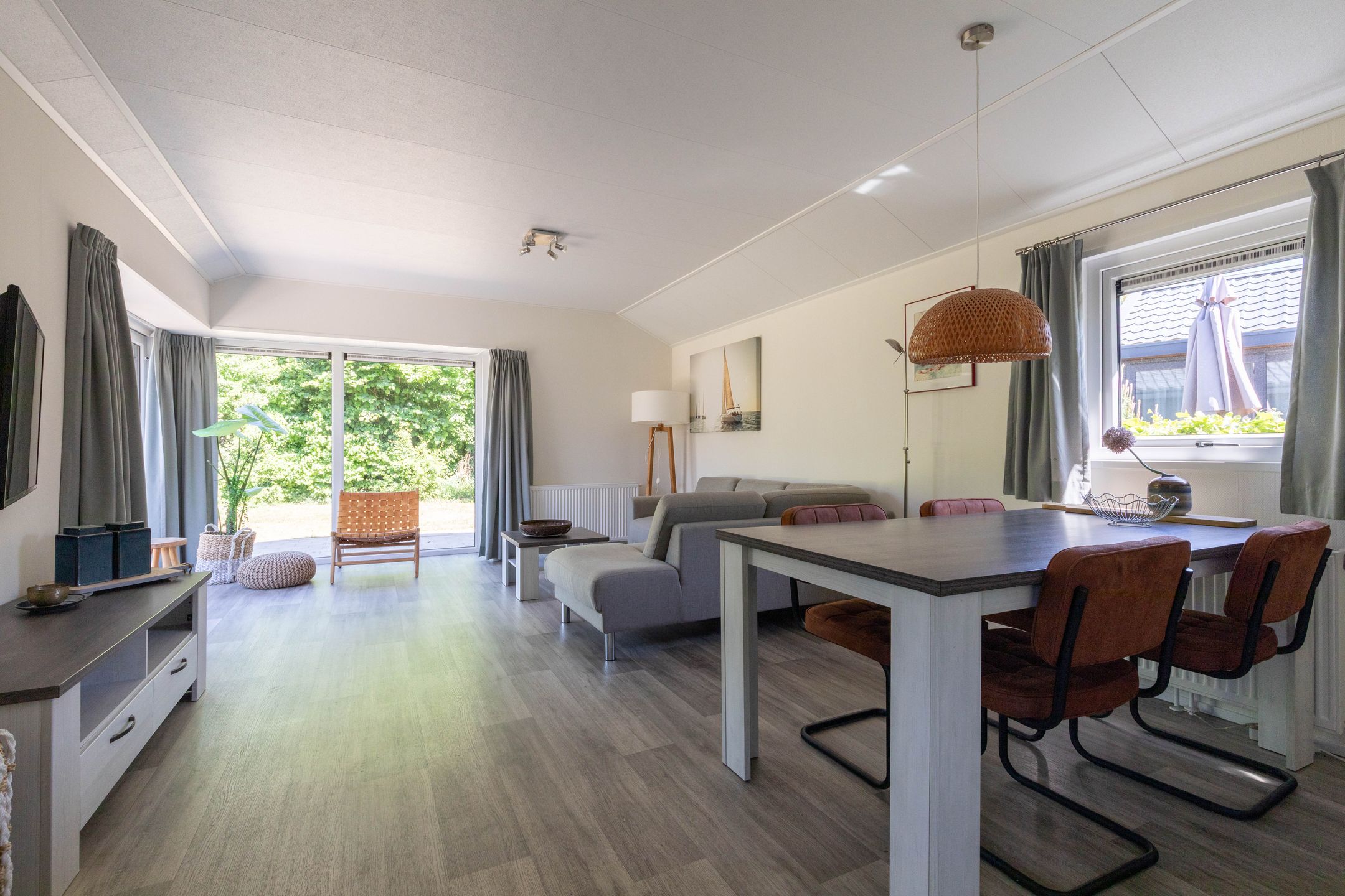 Foto 9 van Arnhemseweg 100-R842