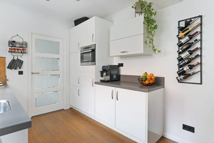 Foto 11 van Bloemenstraat 7