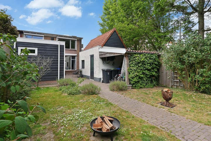 Foto 34 van Bloemenstraat 7