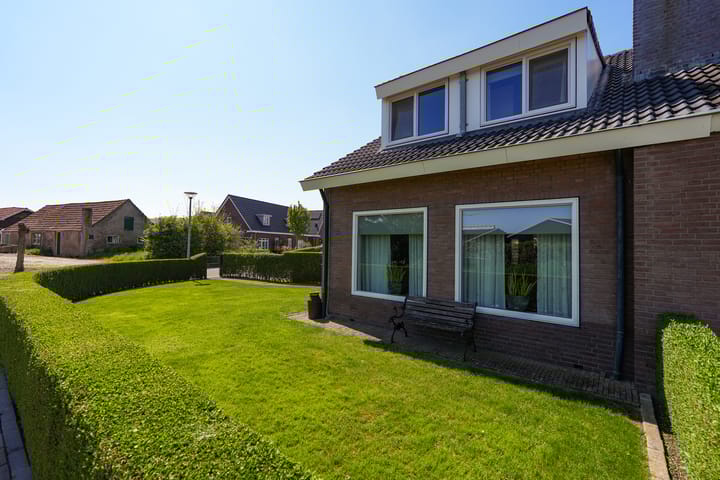 Foto 3 van Pastoor van Tielstraat 57