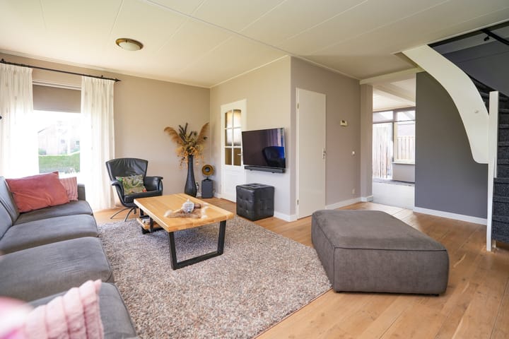 Foto 7 van Pastoor van Tielstraat 57