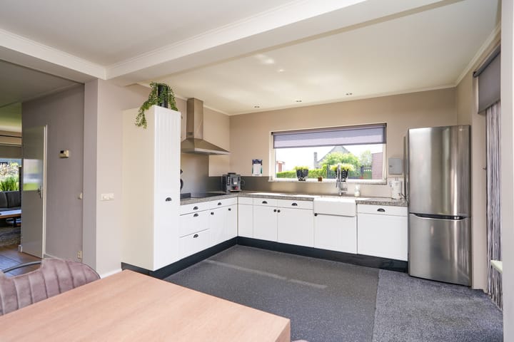 Foto 15 van Pastoor van Tielstraat 57