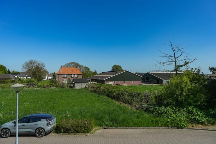 Foto 35 van Pastoor van Tielstraat 57