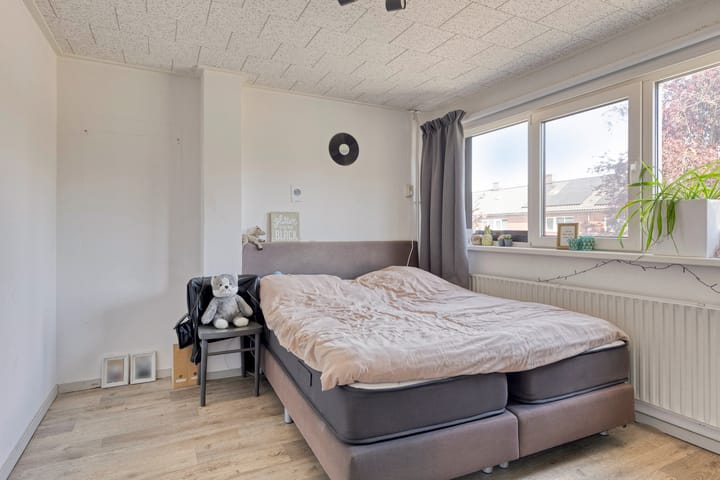 Foto 22 van Ds. Sannesstraat 96