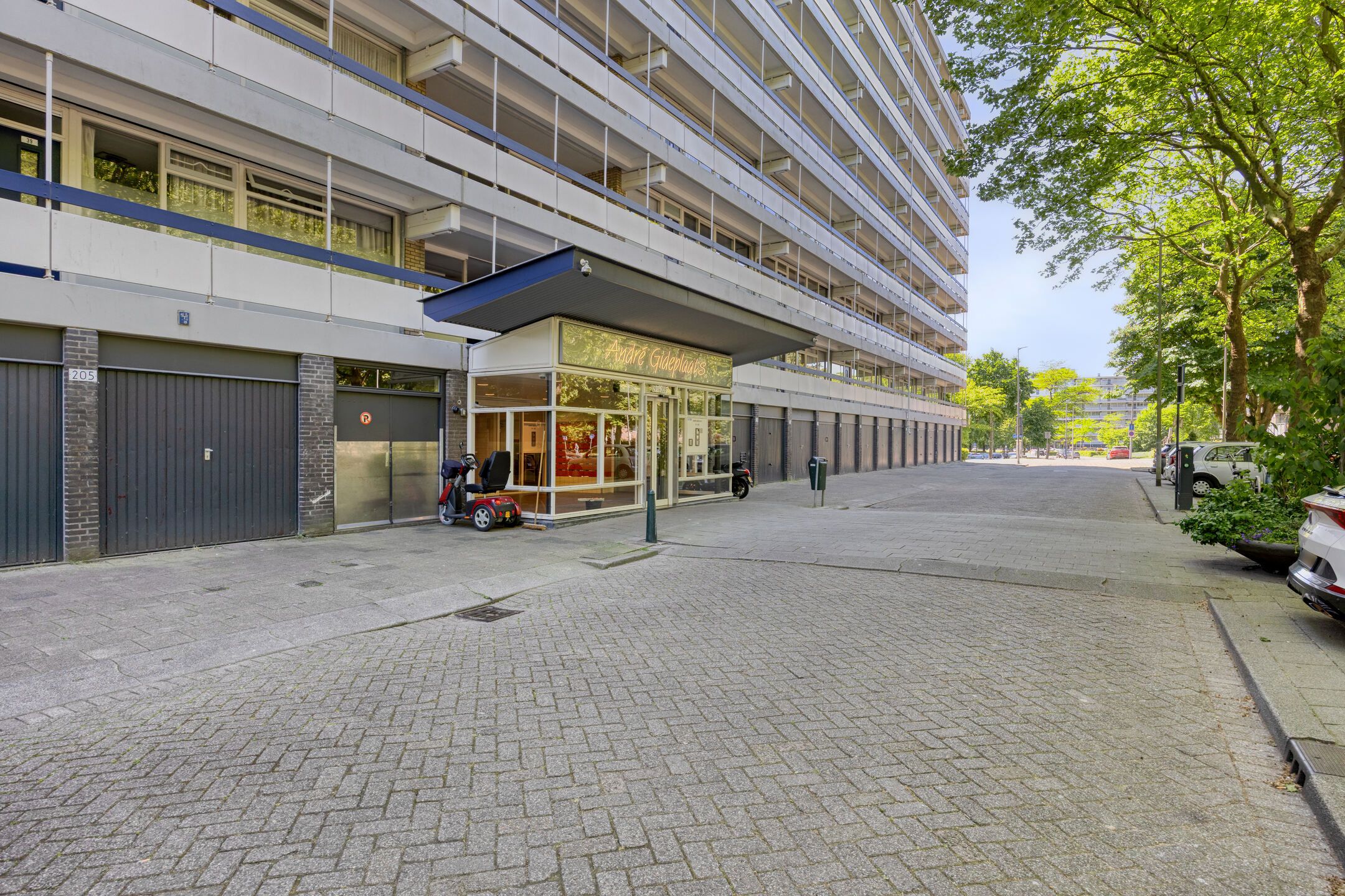 Photo 6 of André Gideplaats 171