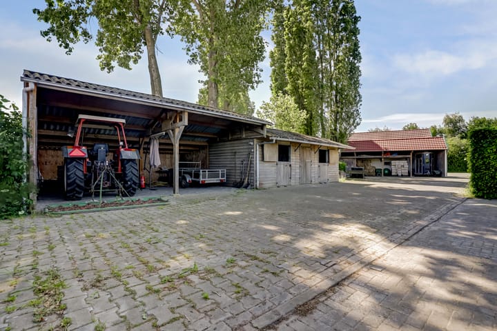 Photo 40 of Meermuidenseweg 7