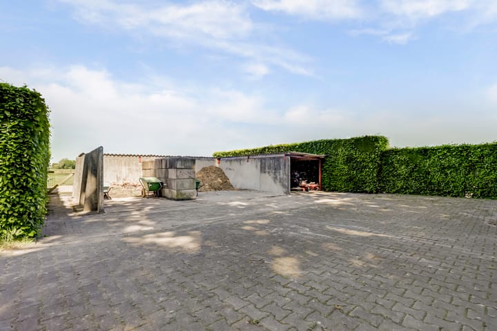 Photo 41 of Meermuidenseweg 7