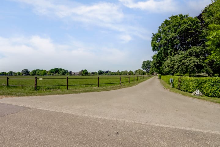 Photo 42 of Meermuidenseweg 7