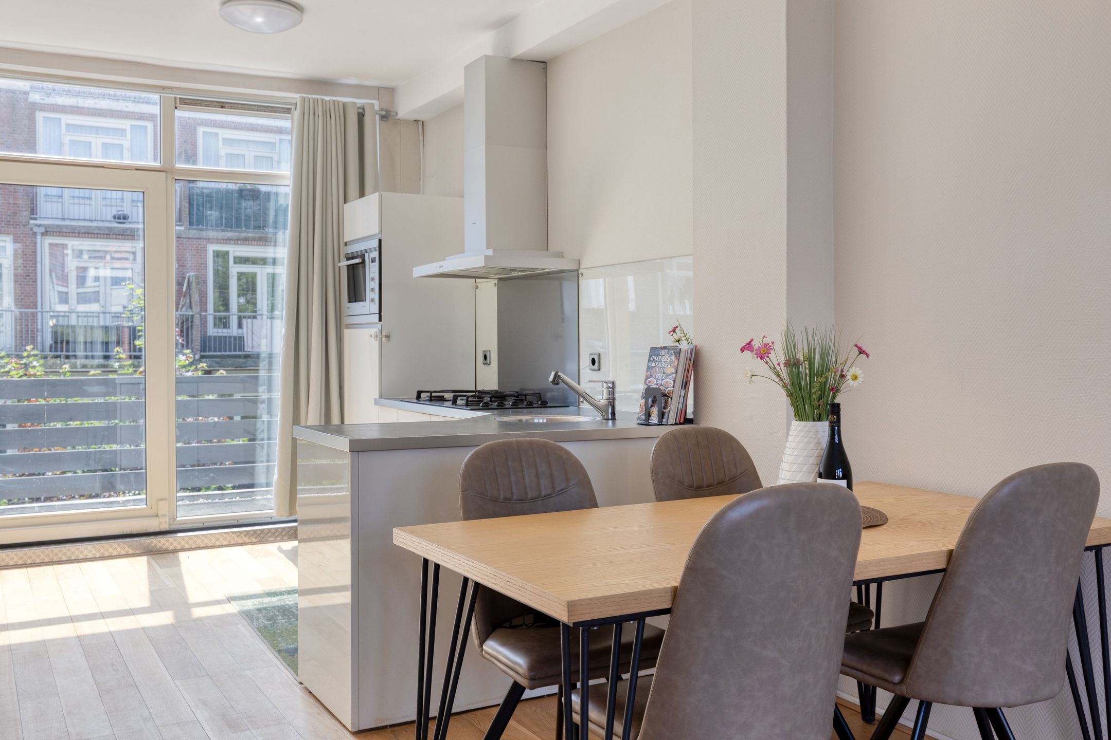 Foto 9 van Galileistraat 69-B