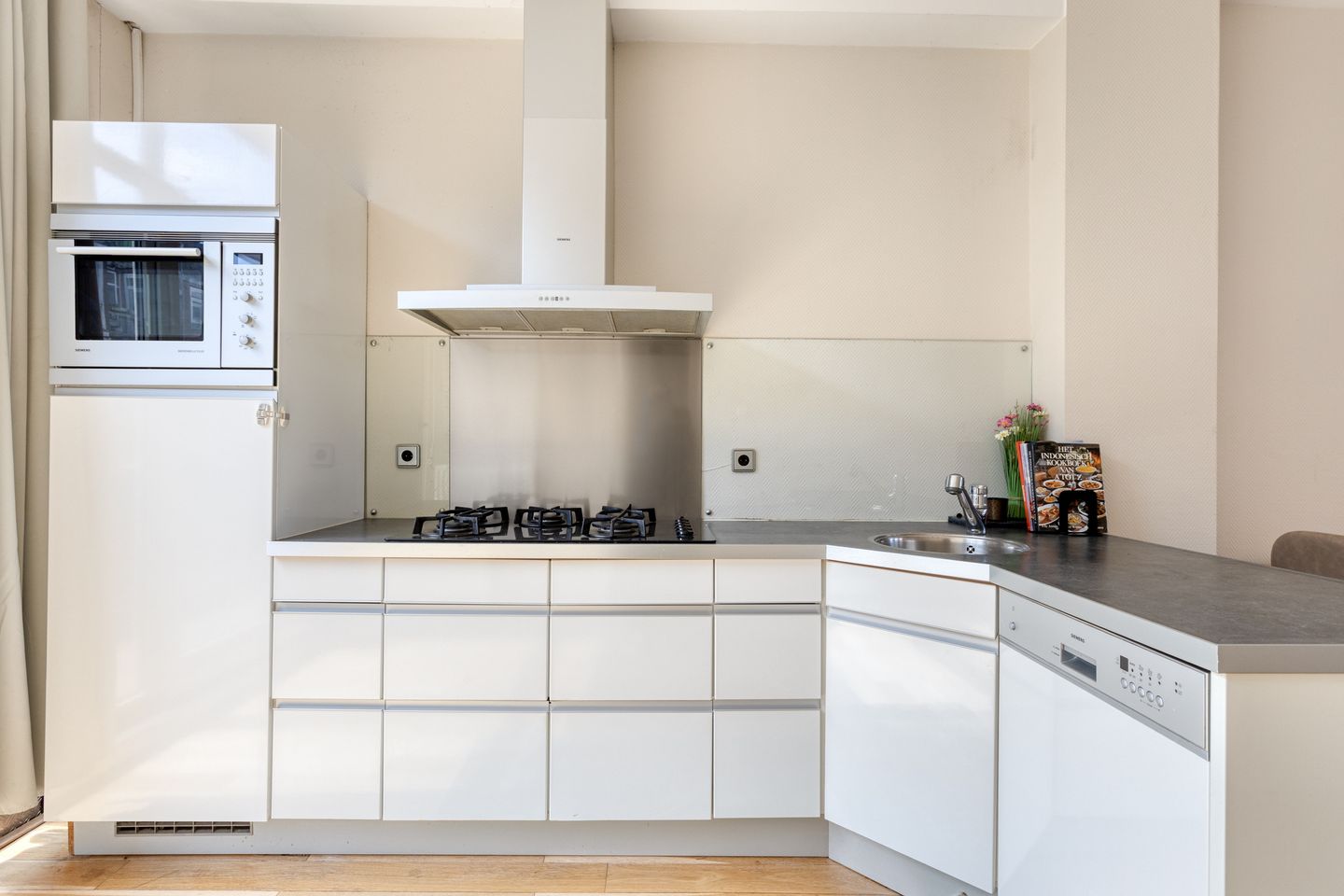 Foto 10 van Galileistraat 69-B