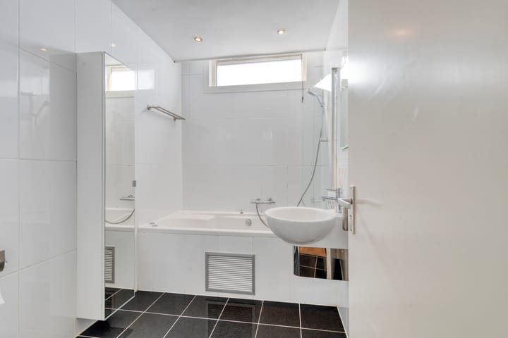 Photo 23 of Galileistraat 69-B