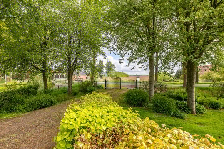 Foto 3 van Hoofdweg 6-A