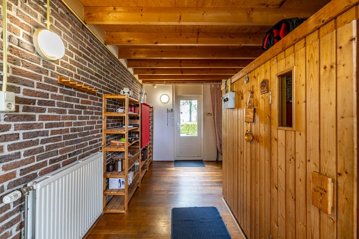 Foto 35 van Hoofdweg 6-A