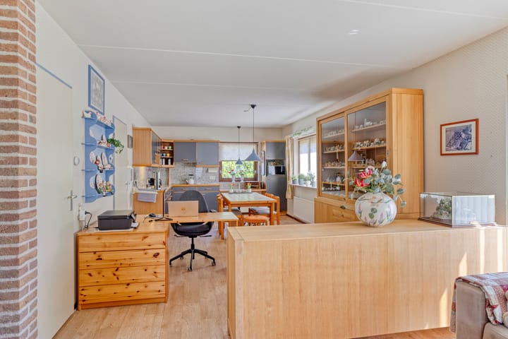 Foto 11 van Ambachtsweg 6