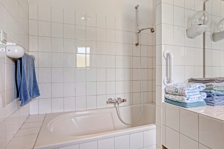 Foto 15 van Ambachtsweg 6