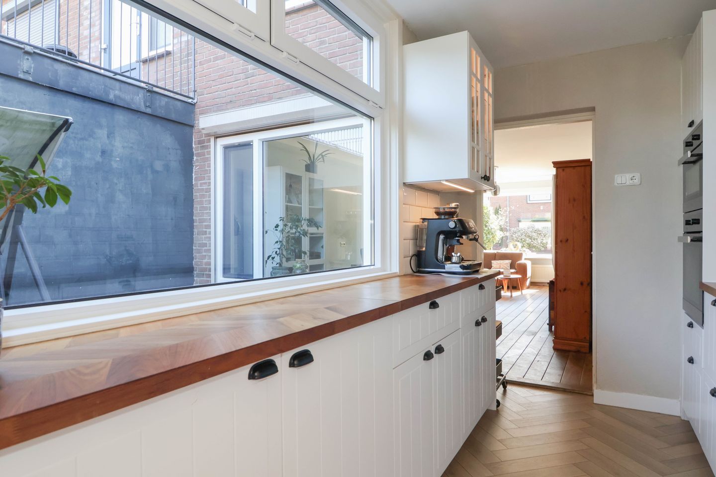 Photo 10 of Da Costastraat 34