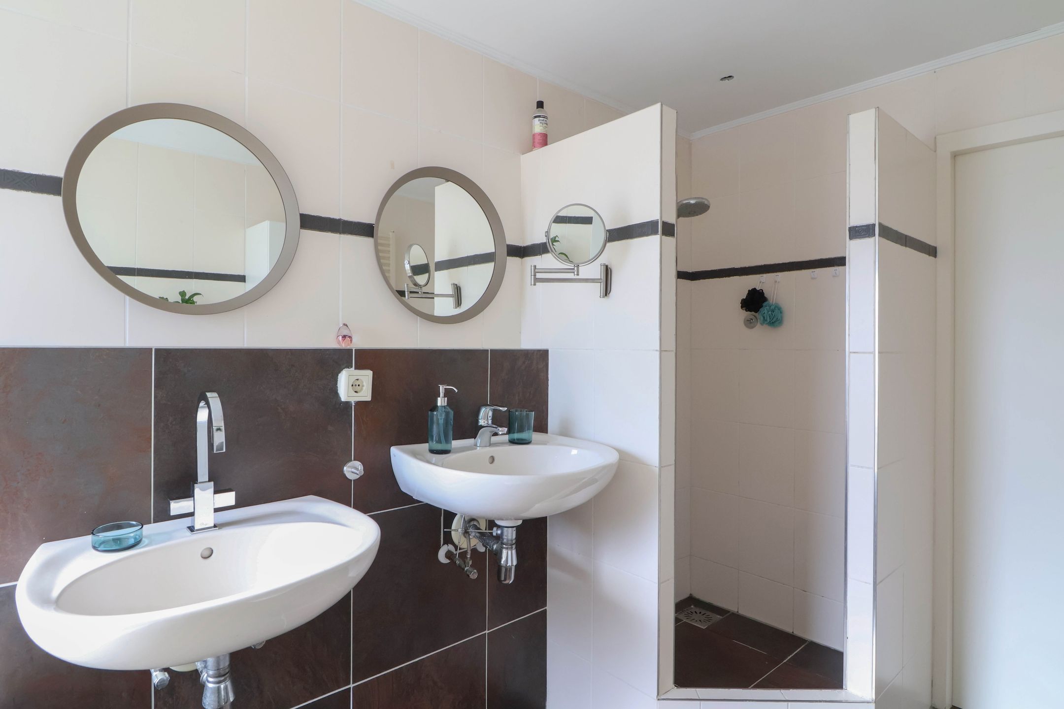 Photo 21 of Da Costastraat 34